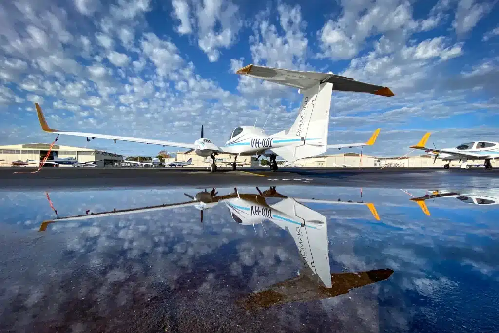 Diamond-DA42-Flight-School