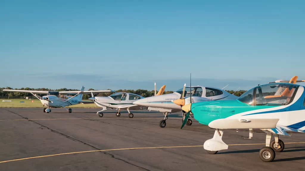 Learn-To-Fly-Flight-Training-Aircraft-Fleet